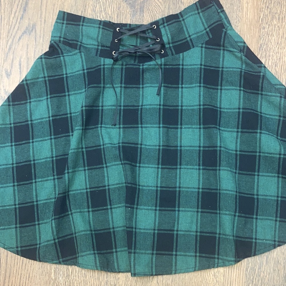 Black and Teal Plaid Skirt    Size L